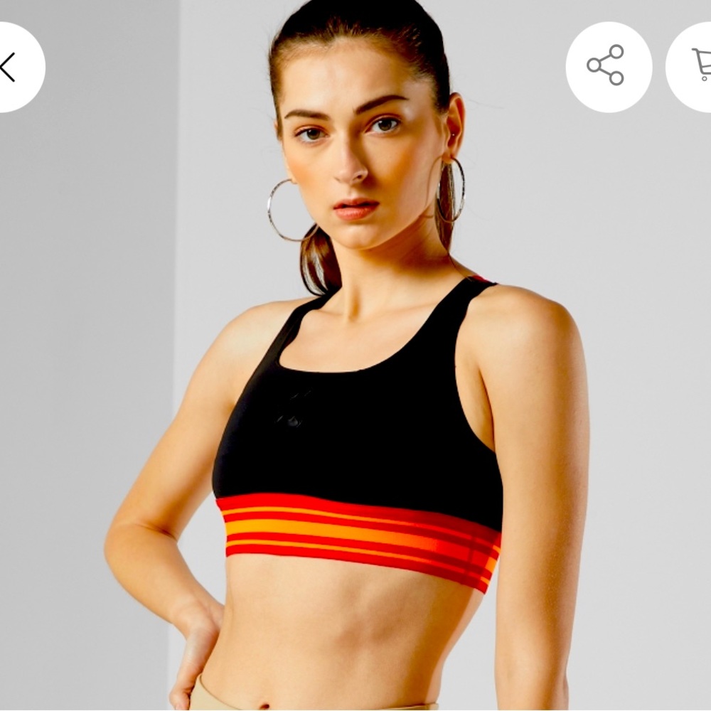 PUMA WOMEN'S 623 BRA - PUMA BLACK/URBAN RED SIZE MEDIUM
